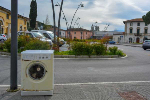Washing Machine Removal in Davenport