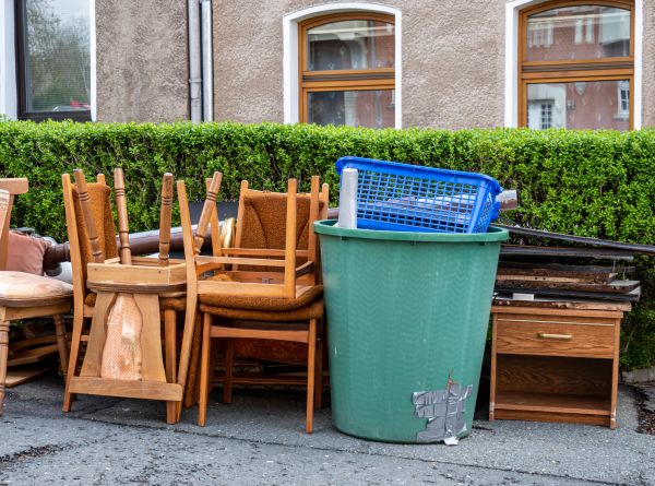 Chair Disposal Service in Davenport